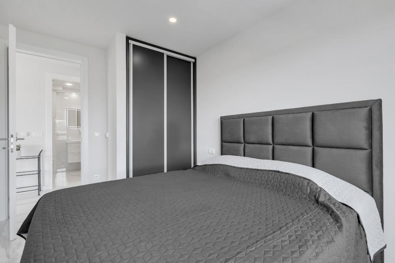 Luxury Seaview Apartment Dzenan Makarska Exterior photo
