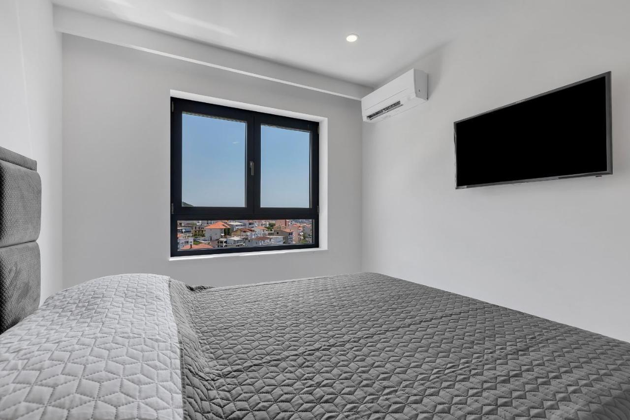 Luxury Seaview Apartment Dzenan Makarska Exterior photo